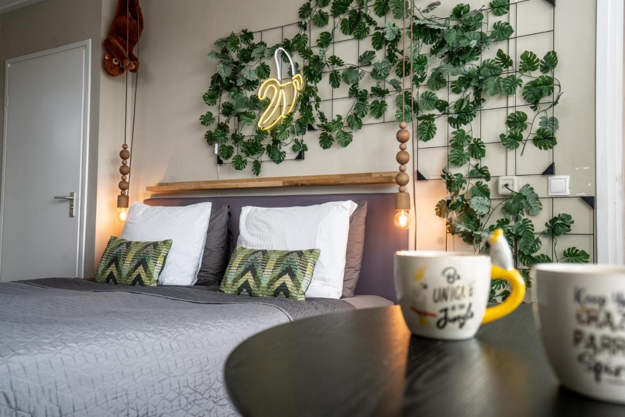 The Jungle - Duo Studio With Kingsize Terrace Groningen Exteriör bild