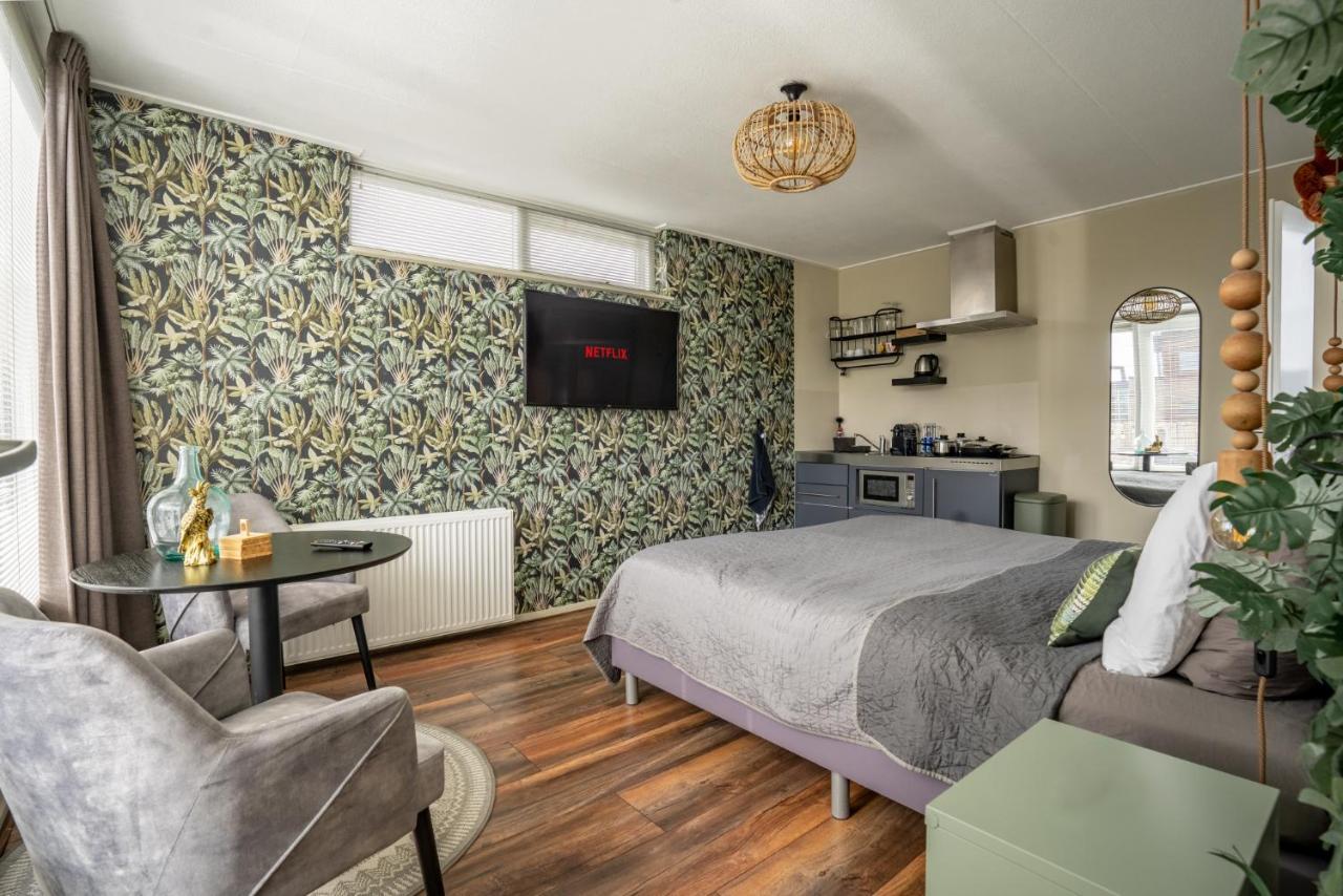 The Jungle - Duo Studio With Kingsize Terrace Groningen Exteriör bild